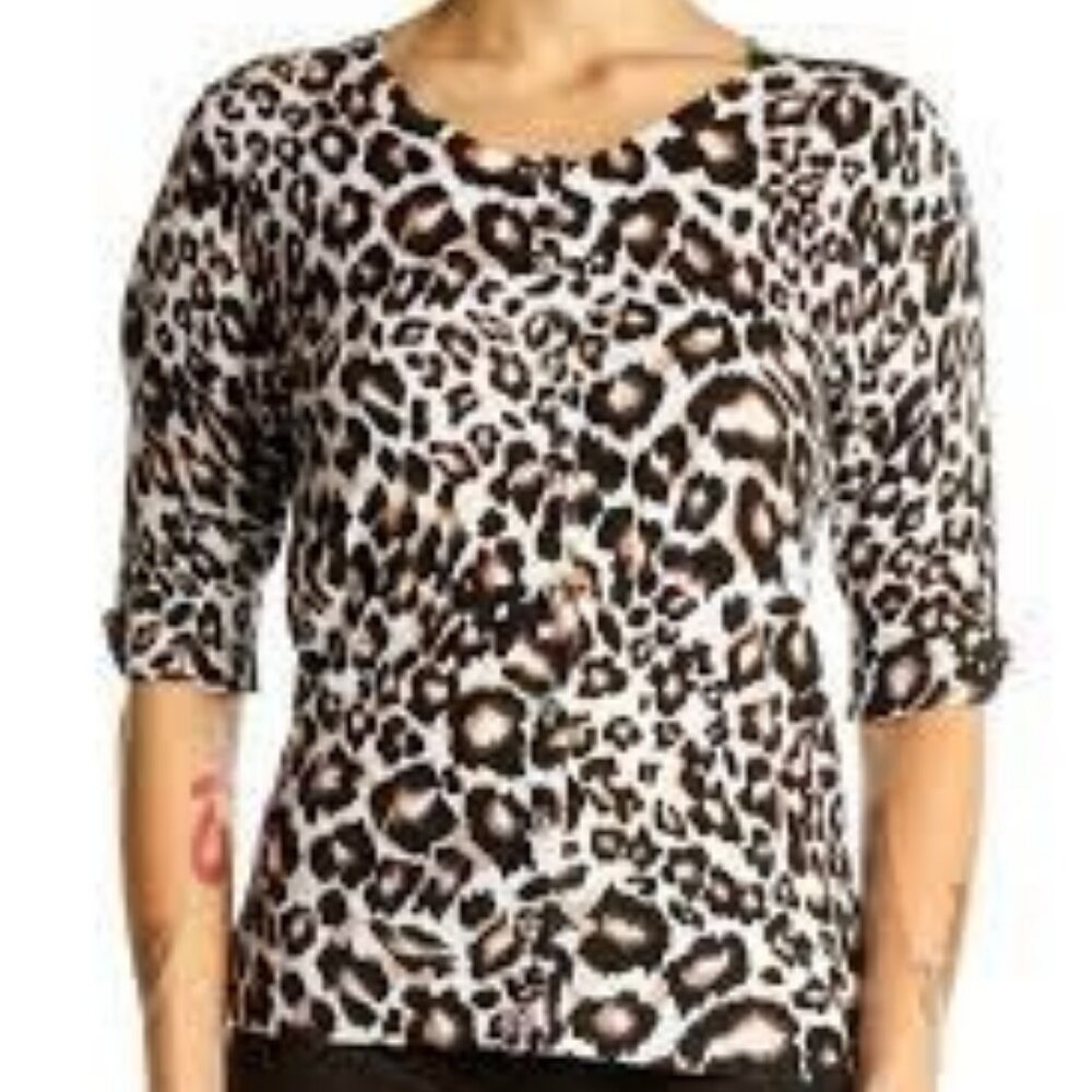 Roz & Ali leopard Print Knit Top 3/4 sleeves